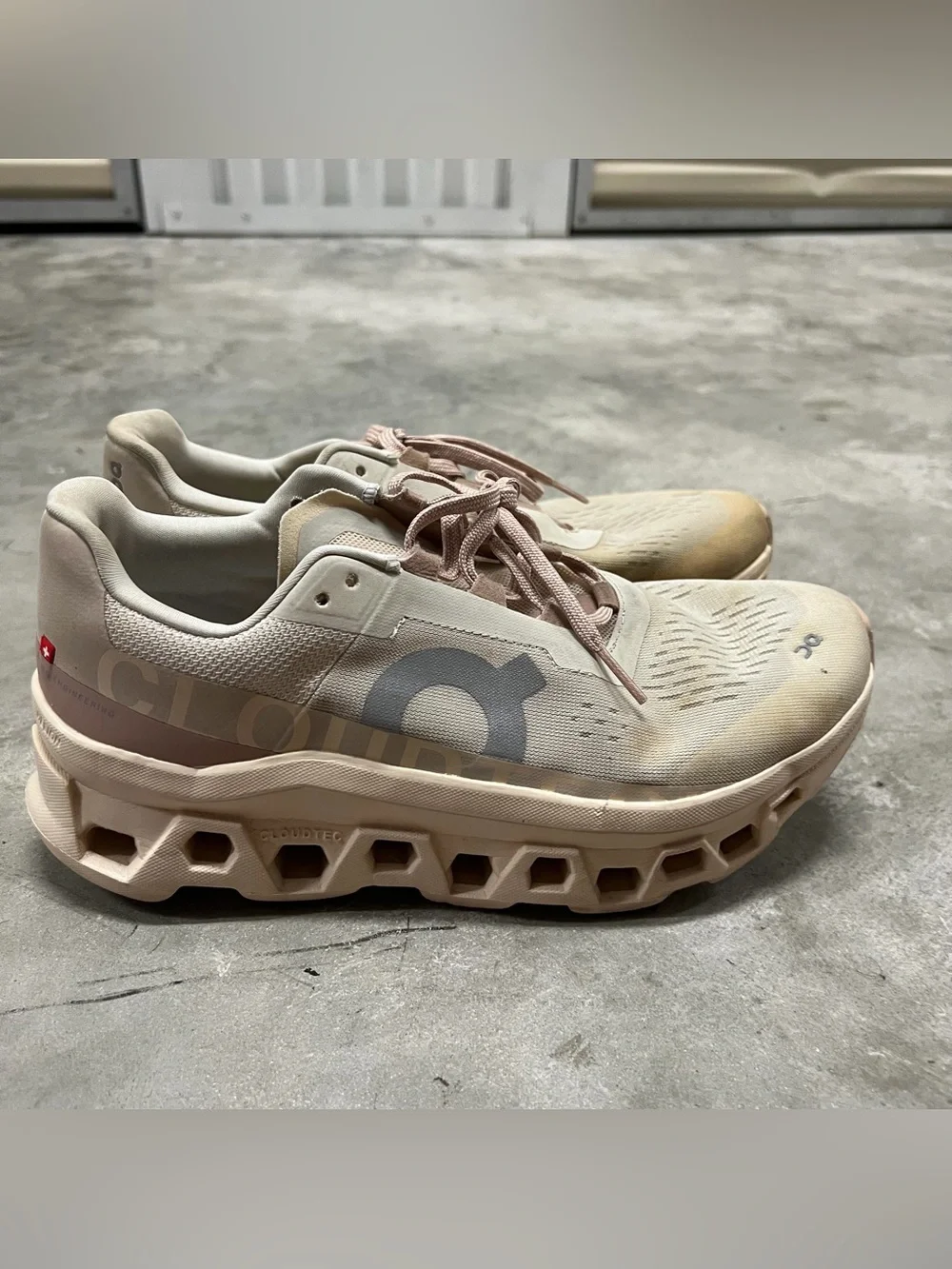 On Cloudmonster Running Sneaker In Moon/Fawn - Women's Size 8.5 (61.97785) READ
